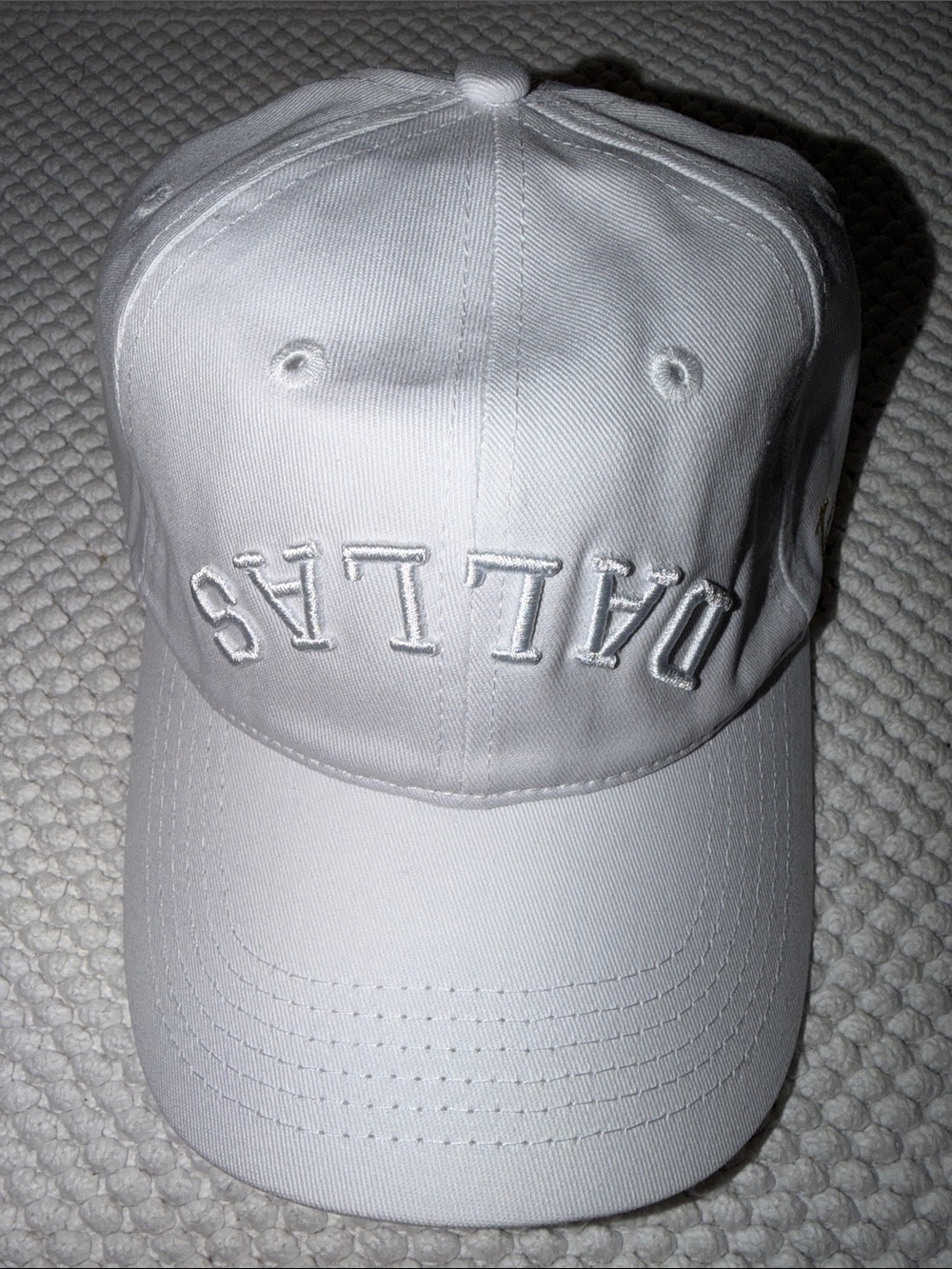 NWOT True Brvnd Dallas Dad Hat - Tonal White